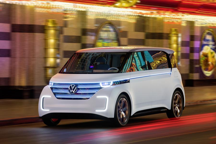  Volkswagen BUDD-e 2016 года  (фото 7 из 27)